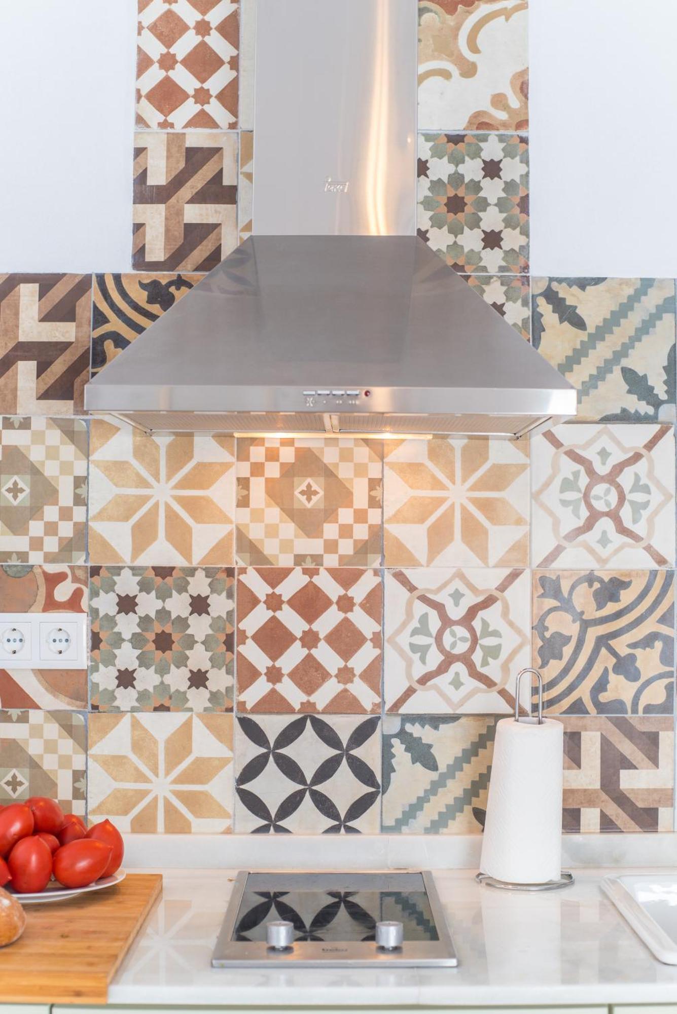 Trafalgar By La Juderia De Vejer - Inside A Typical Andalusian Casa Patio Apartment